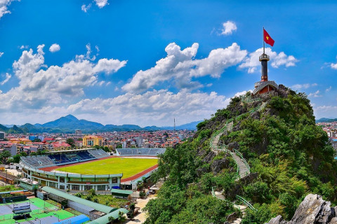 Lạng Sơn: Khám Phá Mảnh Đất Cù Thành Tím Hoa Hồi Và Lòng Người Xứ Lạng